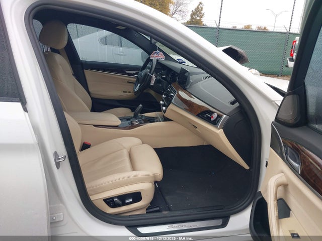WBAJA5C57JBP34742 BMW 530I