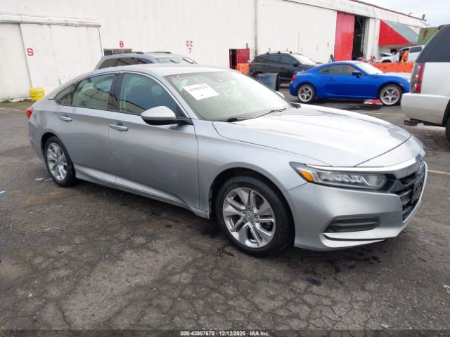 2018 HONDA ACCORD 1HGCV1F17JA211097 Photo 0