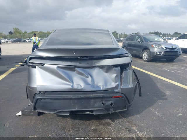 7SAYGDED7TA457735 Tesla Model Y Long Range Dual Motor All-wheel Drive
