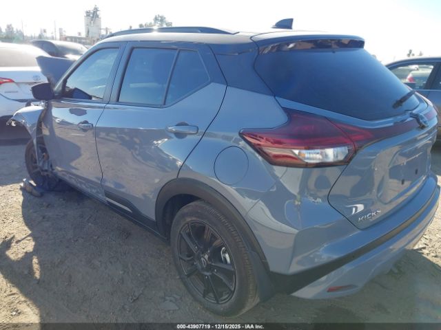 2023 NISSAN KICKS 3N1CP5DV8PL572414 Photo 2
