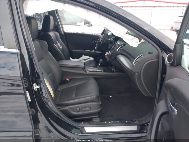 2018 ACURA RDX 5J8TB3H57JL008428 Photo 4