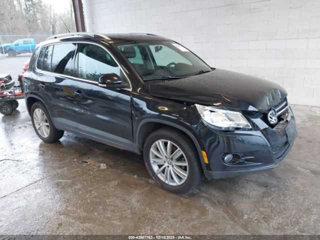 2011 VOLKSWAGEN TIGUAN WVGBV7AX2BW531856