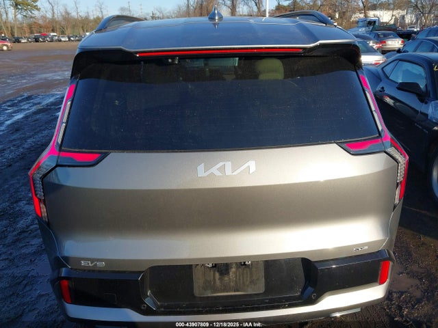 KNDAEFS58R6021710 KIA Ev9 Gt-line