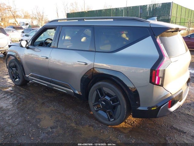 KNDAEFS58R6021710 KIA Ev9 Gt-line