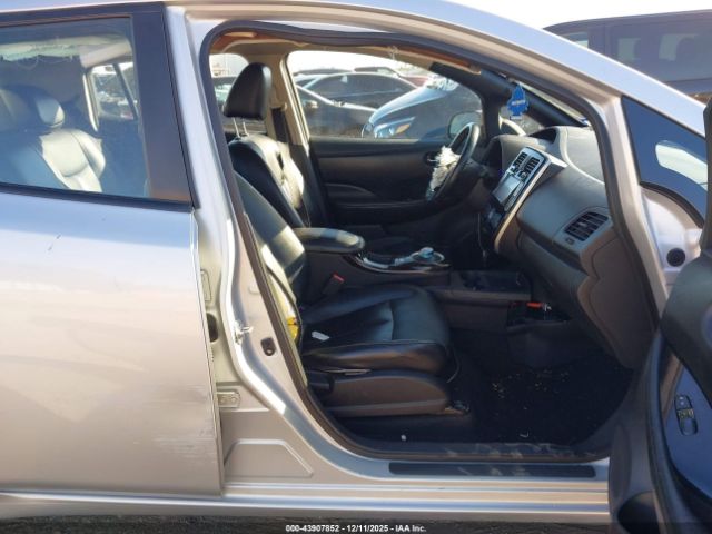 2013 NISSAN LEAF 1N4AZ0CP9DC406775 Photo 4