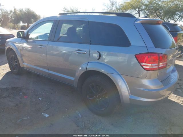 2020 DODGE JOURNEY 3C4PDCAB4LT273583 Photo 2