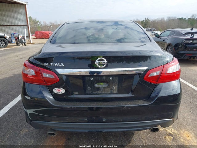 1N4AL3AP5JC474072 Nissan Altima 2.5 S