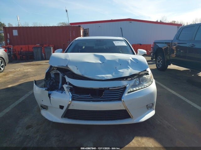 Продажа на аукционе авто 2015 Lexus Es 350, vin: JTHBK1GG8F2187186, номер лота: 43907940