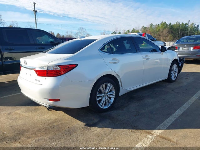 Продажа на аукционе авто 2015 Lexus Es 350, vin: JTHBK1GG8F2187186, номер лота: 43907940