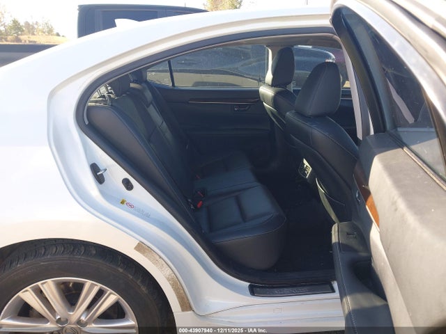 Продажа на аукционе авто 2015 Lexus Es 350, vin: JTHBK1GG8F2187186, номер лота: 43907940