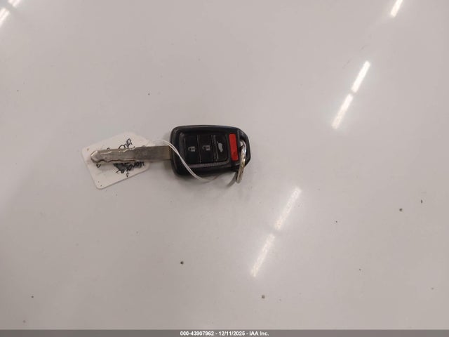 2HKRW6H38HH224123 Honda CR-V LX