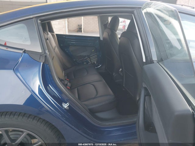2018 TESLA MODEL 3 5YJ3E1EA3JF007355 Photo 7