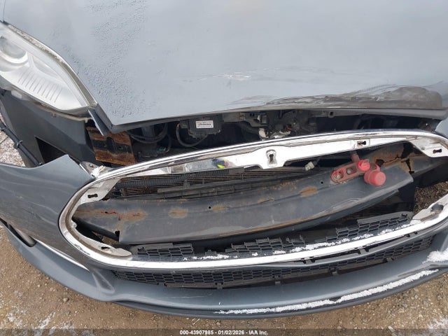 2013 TESLA MODEL S 5YJSA1AC5DFP10247 Photo 9