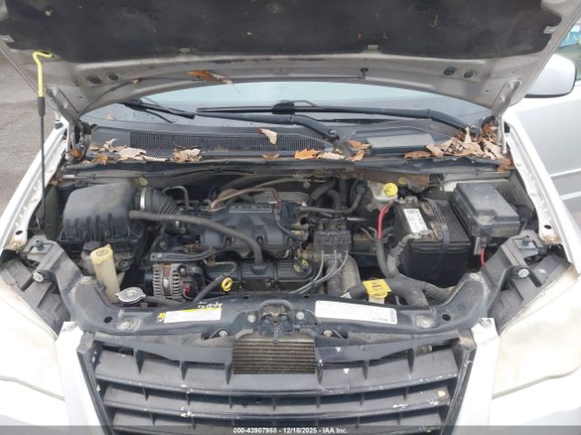 2010 CHRYSLER TOWN & COUNTRY 2A4RR5D19AR102587 Photo 9