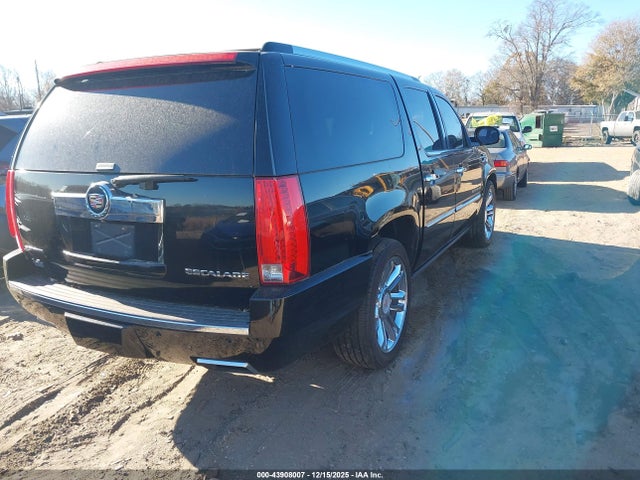2013 CADILLAC ESCALADE ESV 1GYS4KEFXDR188057 Photo 3