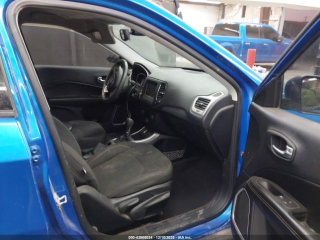 2020 JEEP COMPASS 3C4NJCAB8LT158548 Photo 4