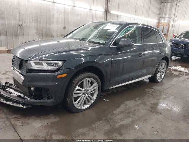2018 AUDI Q5 WA1BNAFY3J2126043 Photo 1