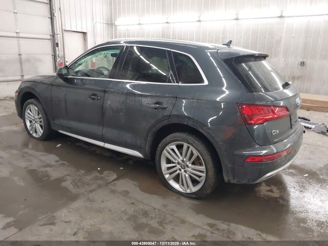 2018 AUDI Q5 WA1BNAFY3J2126043 Photo 2