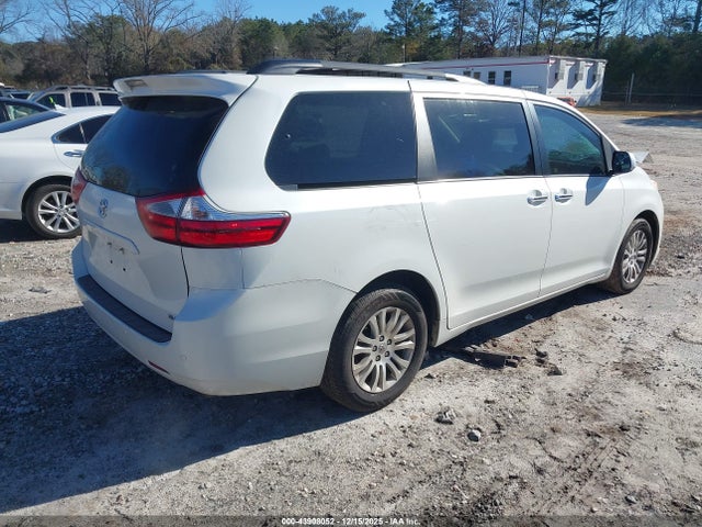 2017 TOYOTA SIENNA 5TDYZ3DC9HS894927 Photo 3