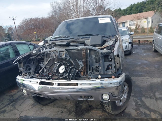 43908091 :رقم المزاد ، 1GNEK13T21J305658 vin ، 2001 Chevrolet Tahoe Lt مزاد بيع