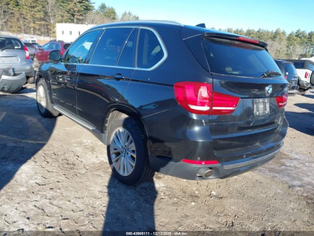 2016 BMW X5 5UXKR0C51G0P28649 Photo 2