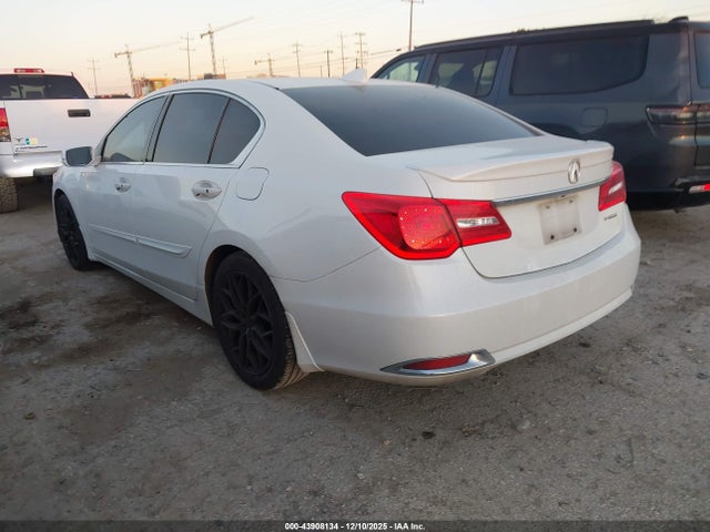 2016 ACURA RLX JH4KC1F50GC000418 Photo 2