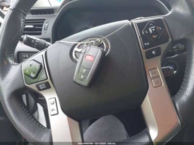 2023 TOYOTA 4RUNNER JTEMU5JR0P6141248 Photo 10