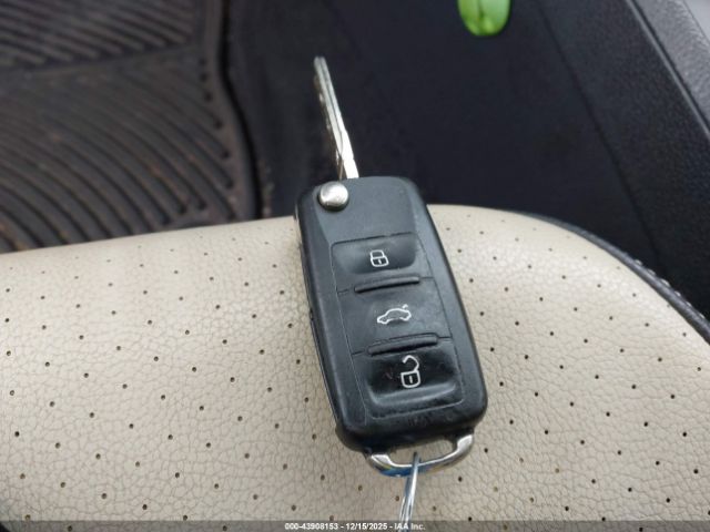 2014 VOLKSWAGEN PASSAT 1VWBT7A37EC086816 Photo 10