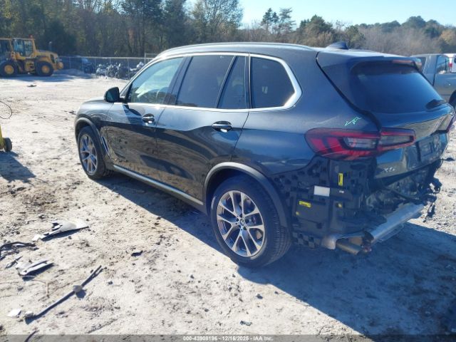 2021 BMW X5 5UXCR6C03M9G89925 Photo 2