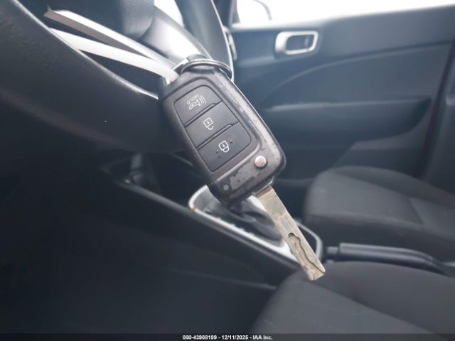 2022 HYUNDAI VENUE KMHRB8A3XNU140951 Photo 10