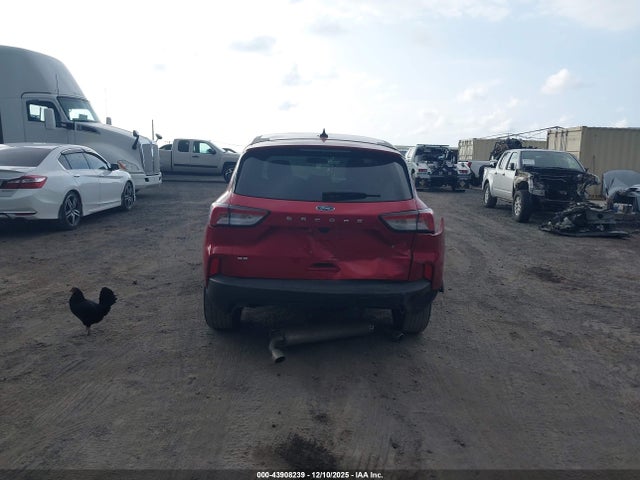1FMCU0G66NUA82954 Ford ESCAPE SE