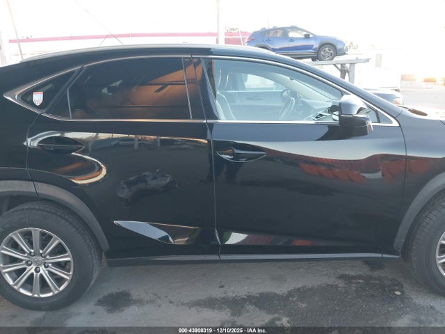 JTJYARBZ8H2076482 Lexus NX 200T