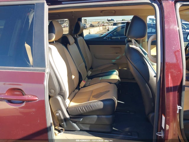 KNDMB5C11G6214547 KIA SEDONA LX