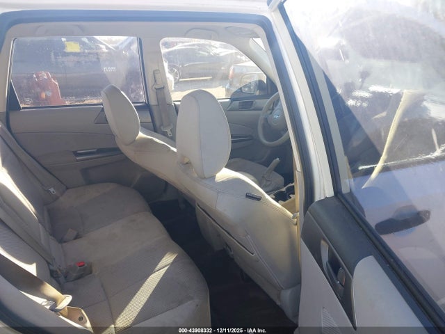 43908332 :رقم المزاد ، JF2SHAAC2BH706165 vin ، 2011 Subaru Forester 2.5x مزاد بيع