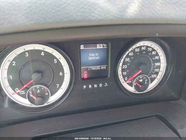 Продажа на аукционе авто 2015 Ram 1500 Express, vin: 1C6RR6FG0FS583811, номер лота: 43908369