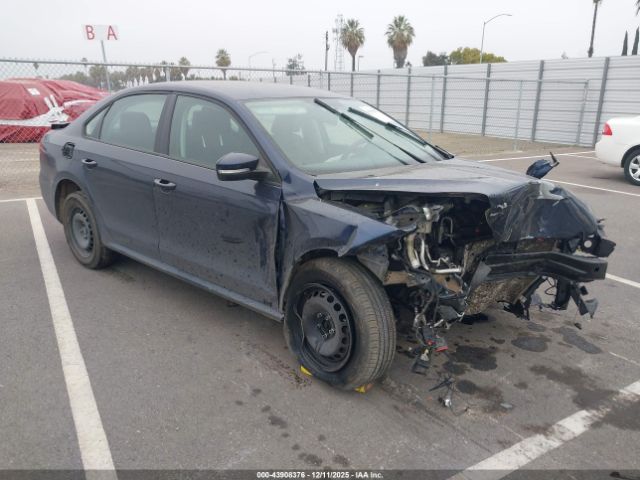 2013 VOLKSWAGEN PASSAT 1VWAP7A33DC066352 Photo 0