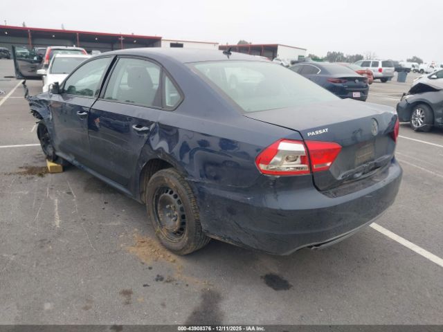 2013 VOLKSWAGEN PASSAT 1VWAP7A33DC066352 Photo 2