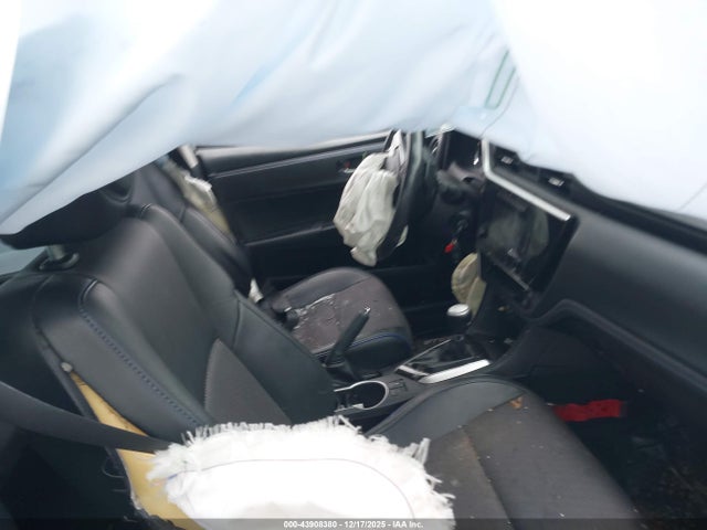 2018 TOYOTA COROLLA 2T1BURHEXJC081002 Photo 4