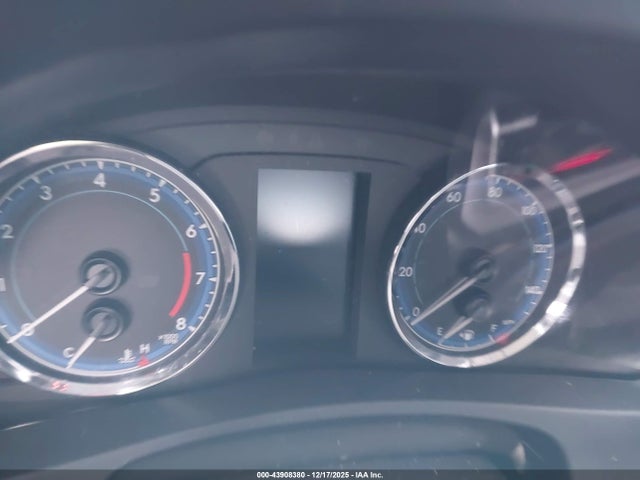 2018 TOYOTA COROLLA 2T1BURHEXJC081002 Photo 6