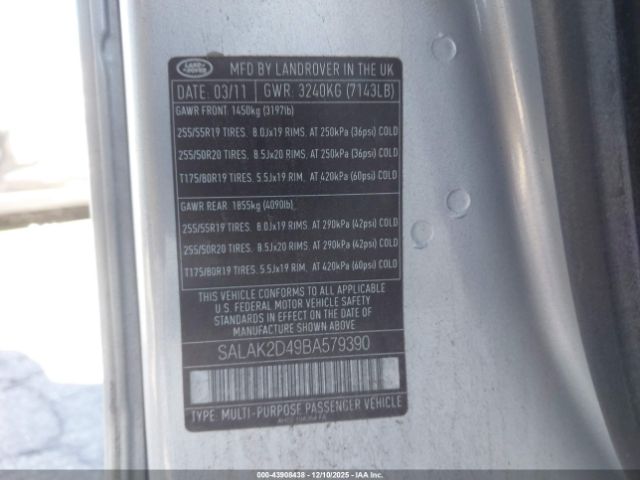 2011 LAND ROVER LR4 SALAK2D49BA579390 Photo 8