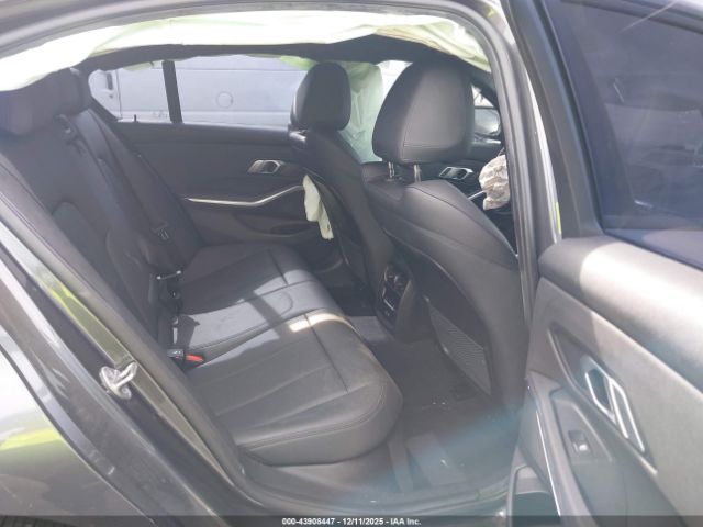2021 BMW 330I 3MW5R1J03M8C06339 Photo 7