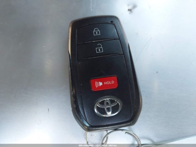 2024 TOYOTA COROLLA CROSS HYBRID 7MUFBABG8RV037544 Photo 10