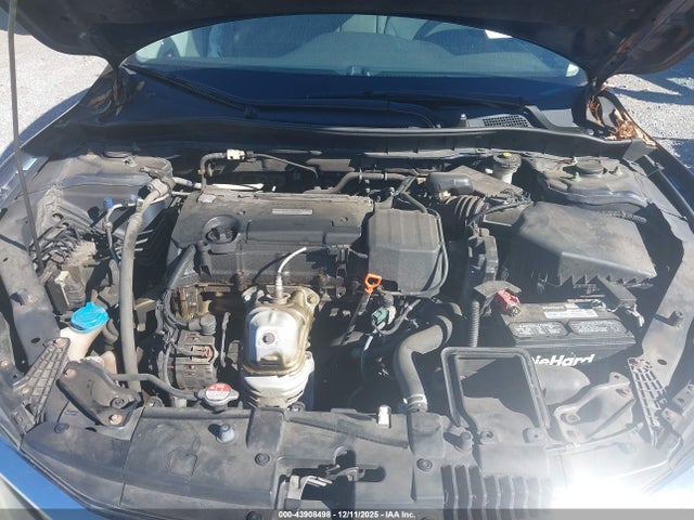 Honda ACCORD LX 2017 1HGCR2F32HA225026 Image 10