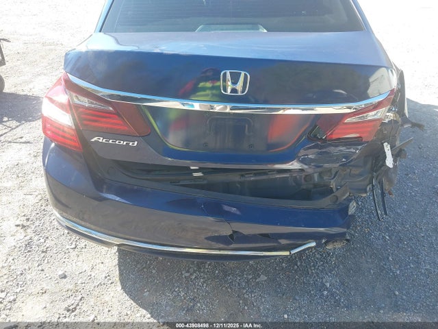 Honda ACCORD LX 2017 1HGCR2F32HA225026 Image 6