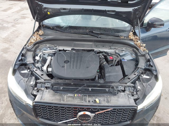 2025 VOLVO XC60 YV4M12RM5S1070068 Photo 9