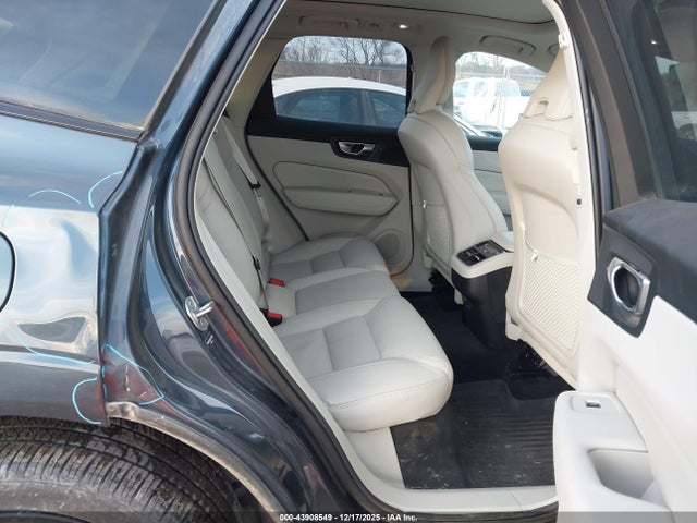 2025 VOLVO XC60 YV4M12RM5S1070068 Photo 7