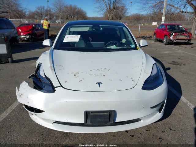 Продаж на аукціоні авто 2022 Tesla Model 3 Long Range Dual Motor All-wheel Drive, vin: 5YJ3E1EB7NF335103, номер лоту: 43908559