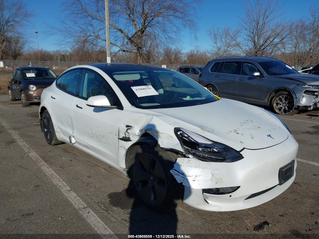 2022 TESLA MODEL 3 5YJ3E1EB7NF335103 Photo 5