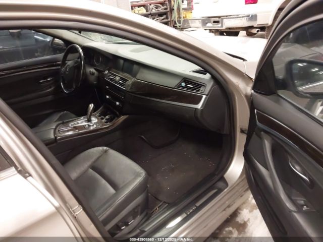 2011 BMW 535I WBAFU7C56BC871885 Photo 4