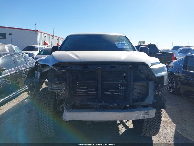 43908575 :رقم المزاد ، 5TFLA5DB9PX101431 vin ، 2023 Toyota Tundra Sr5 مزاد بيع